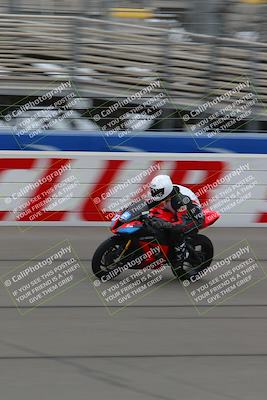 media/Oct-15-2022-Fastrack Riders (Sat) [[9a18b22502]]/Level4/Start Finish 900am/